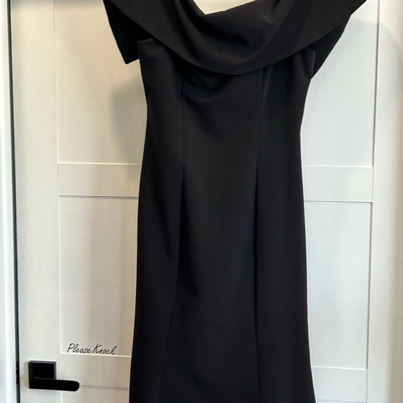 Aijek Black off the shoulder formal Dress - Picture 2 of 4